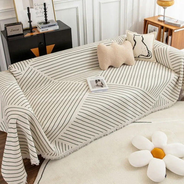 Abstract Pattern Cosy Sofa Blanket for Ultimate Comfort