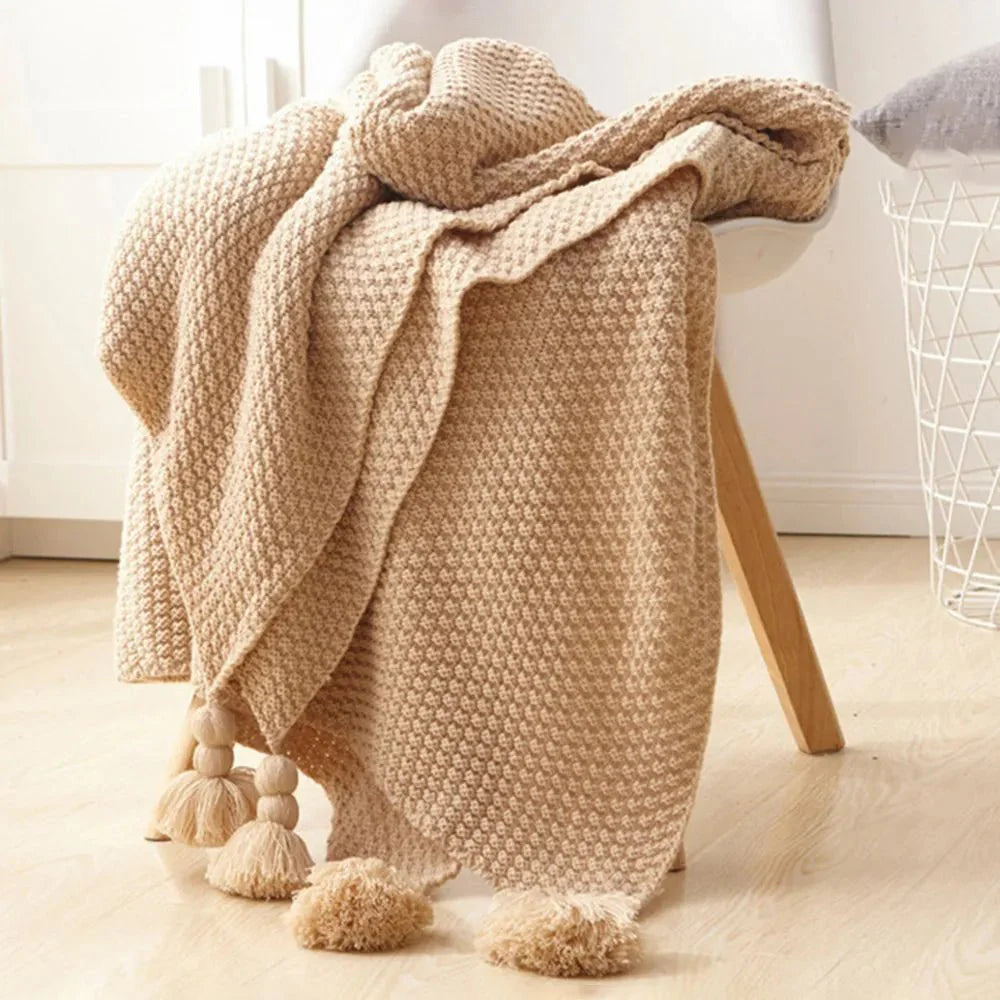 Woollen Knitted Tassel Sofa Blanket for Ultimate Comfort