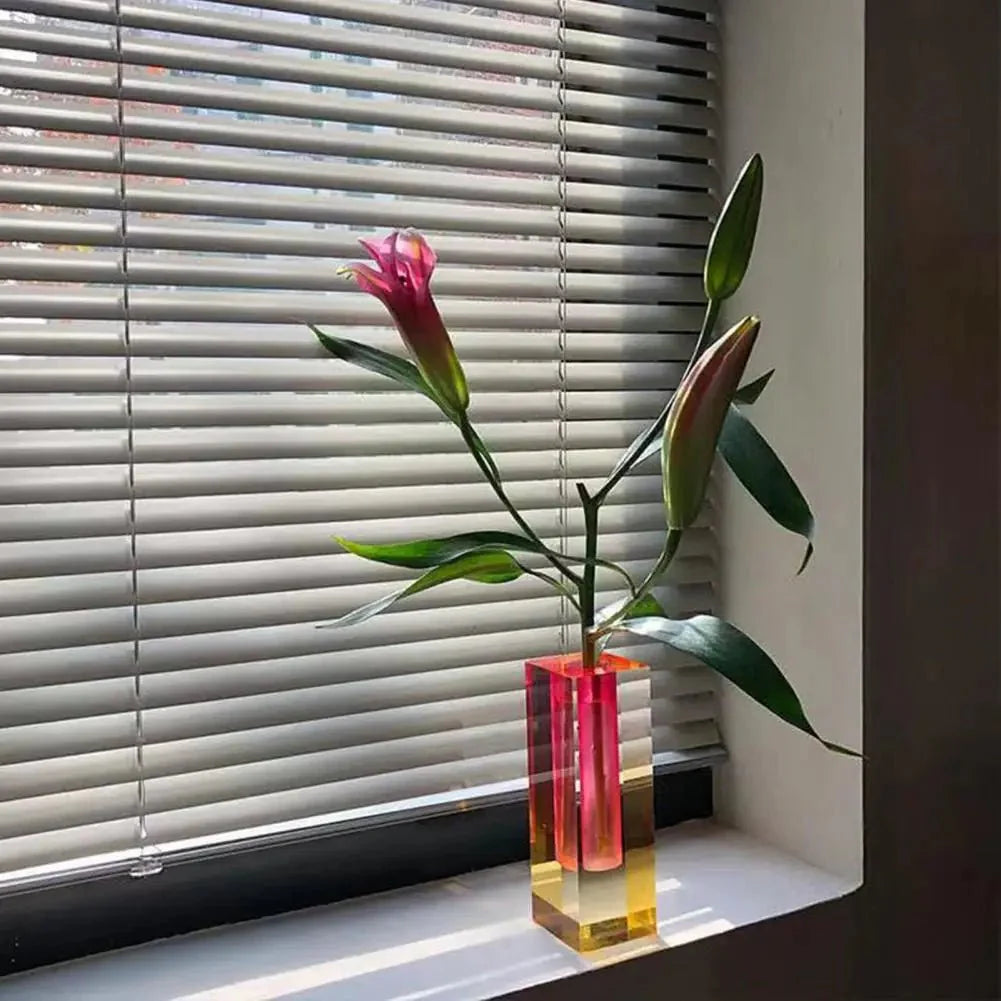 Crystal Effect Gradient Vase Modern Acrylic Tabletop Decor