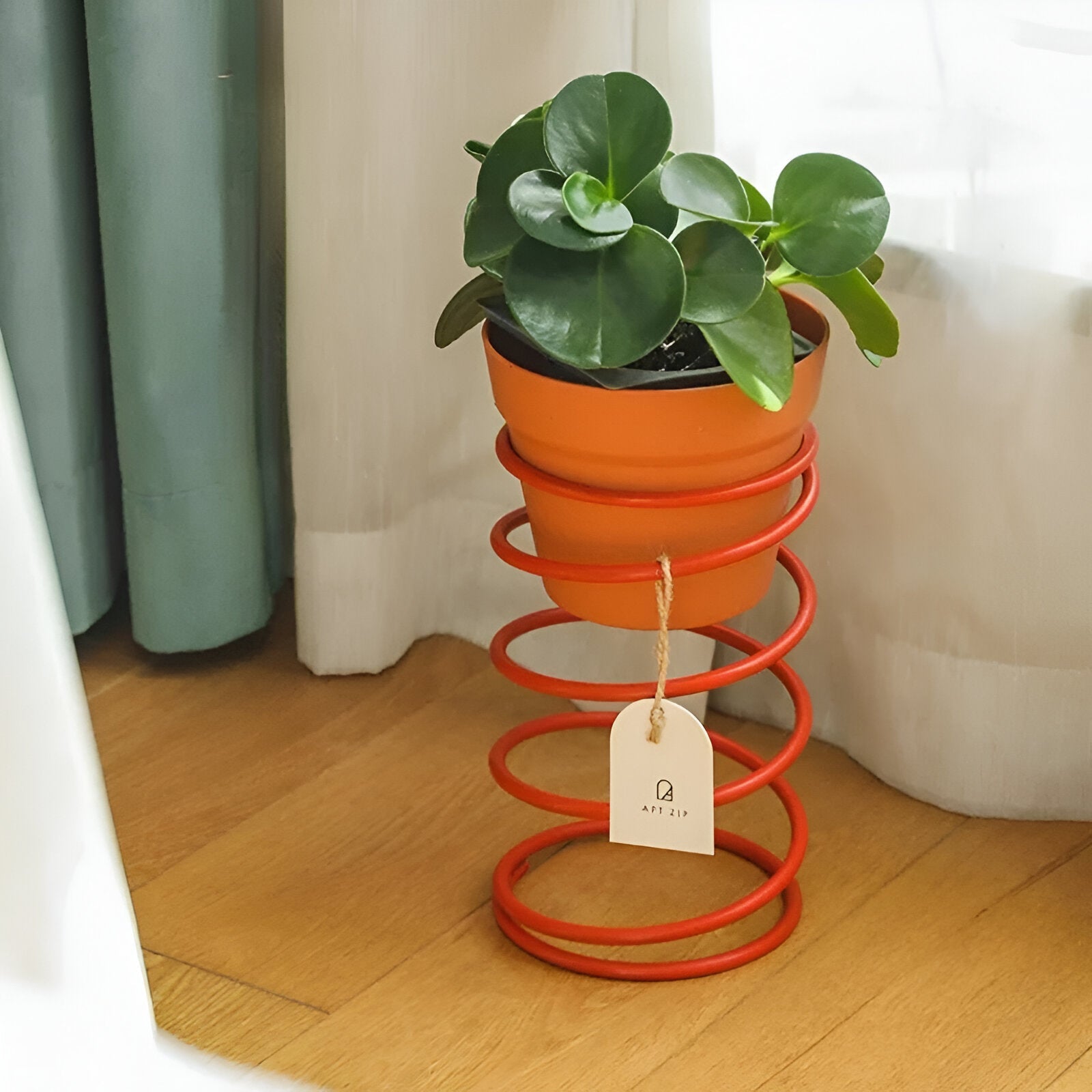 Decorative Spring Flower Pot Stand in Colorful Metal Design