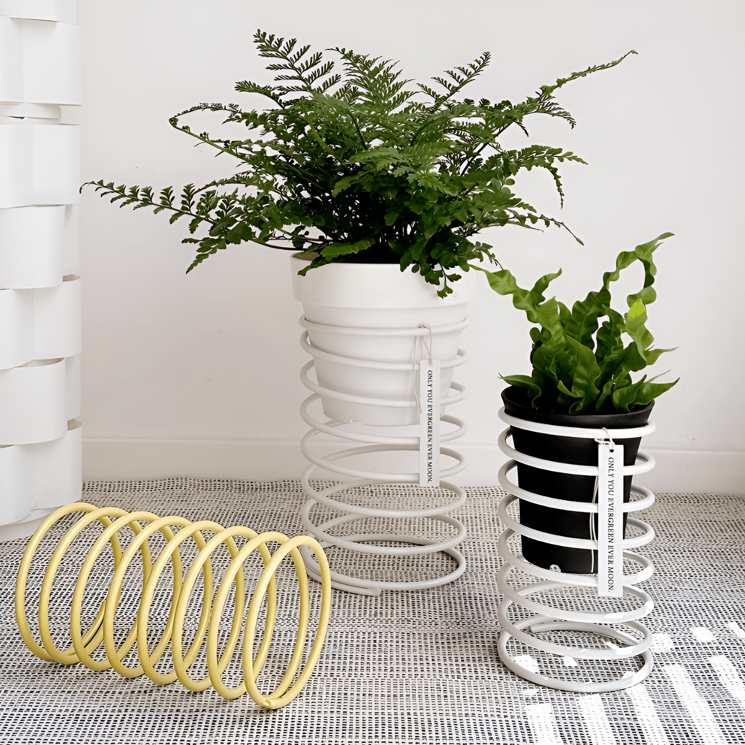 Decorative Spring Flower Pot Stand in Colorful Metal Design