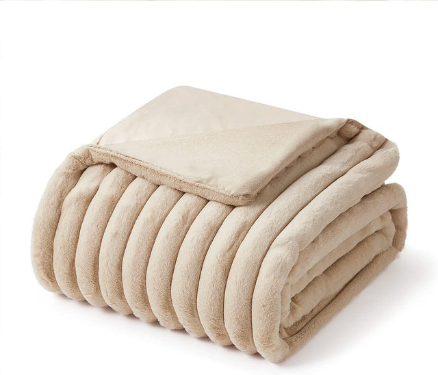 Nordic Luxury Lounging Throw Blanket for Cozy Comfort