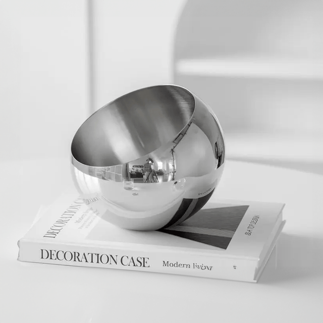 Elegant Stainless Steel Fruit Bowl - Modern Eco-Friendly Design