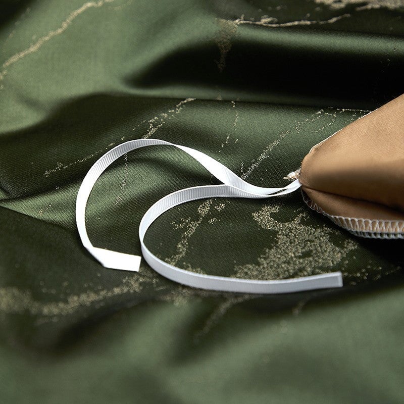 Emerald Opulence Duvet Cover Set – 1000 TC Cotton & Satin with Luxurious Marble Design