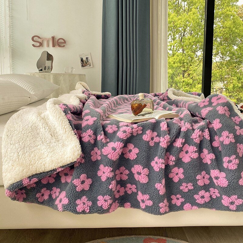 Fluffy Floral Plush Thickened Blanket for Cozy Comfort