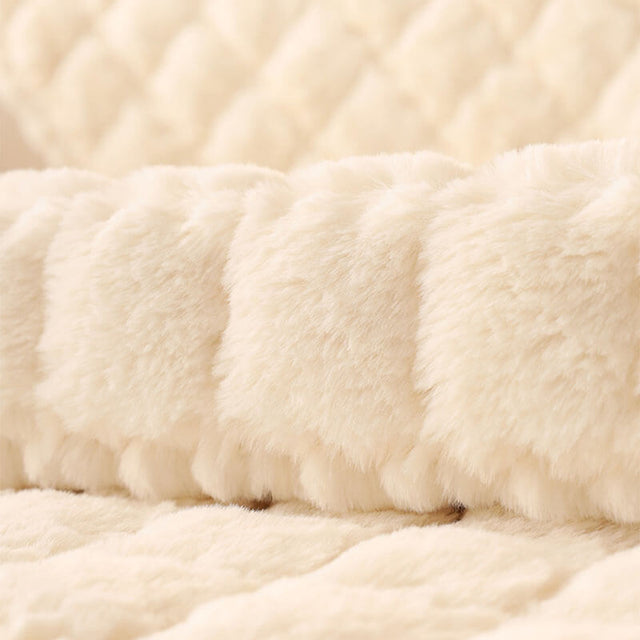 Biscuit Plush Soft Non-Slip Couch Cover with Anti-Slip Design