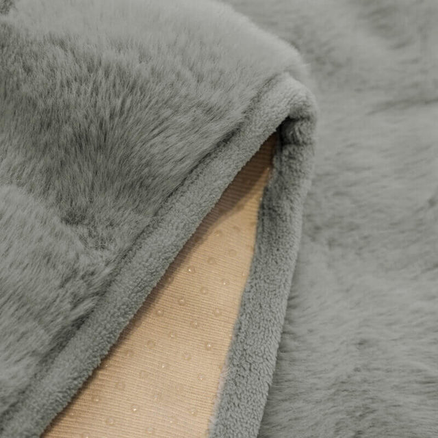 Cozy Plush Solid Colour Non-slip Couch Cover for Comfort