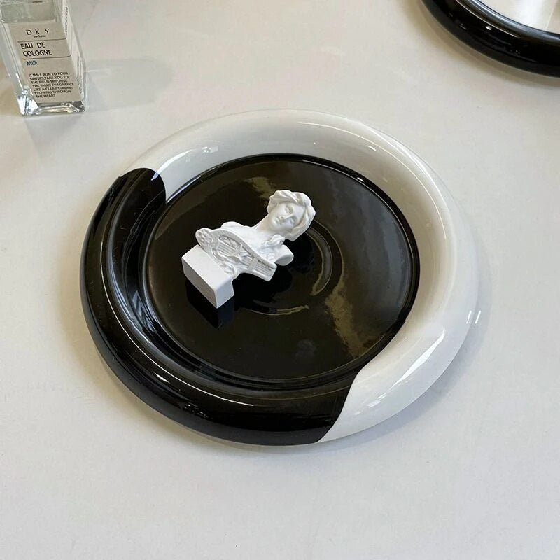 Geometric Design Ceramic Plate for Stylish Serving 20cm