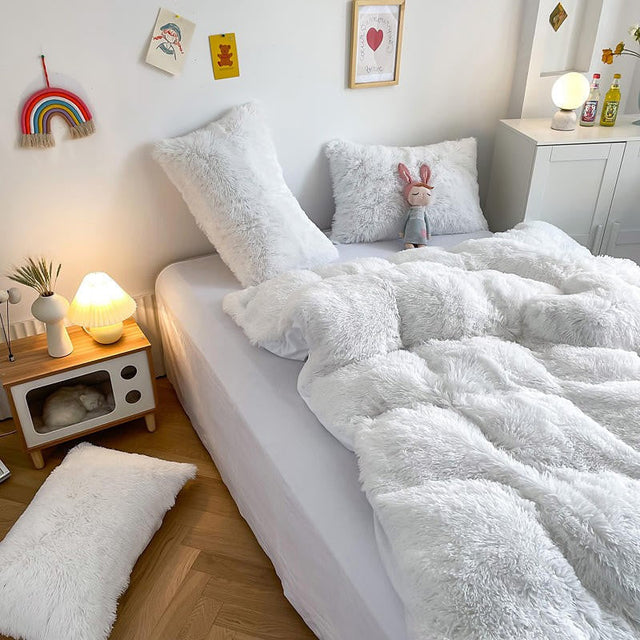 Hug and Snug Luxury Fluffy Plush Duvet Cover Set – Ultra-Soft Faux Fur Bedding