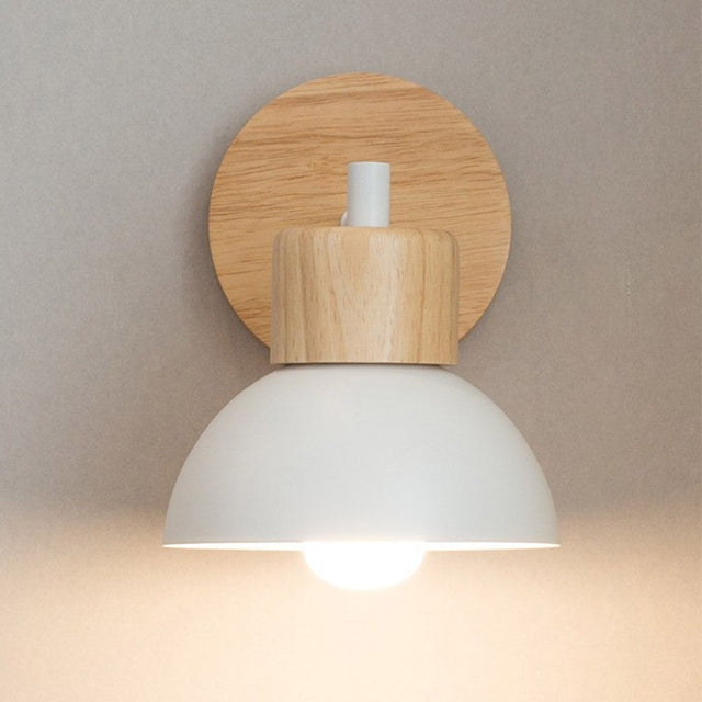 Retro Wooden Wall Bedside Lamp with Vintage Edison Style