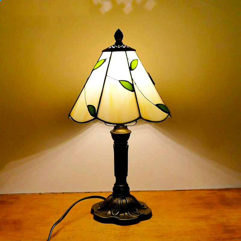 Yellow Tiffany Vintage Bedside Lamp with Metal Structure