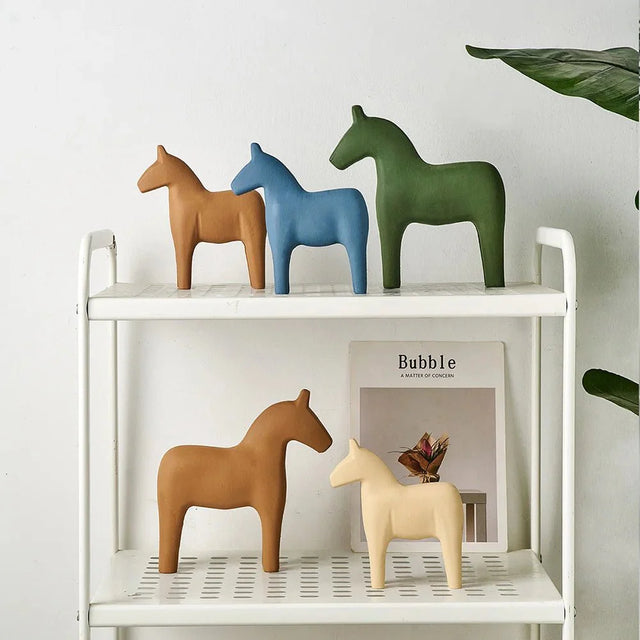 Modern Wooden Horse Home Decoration - Stylish Animal Accent