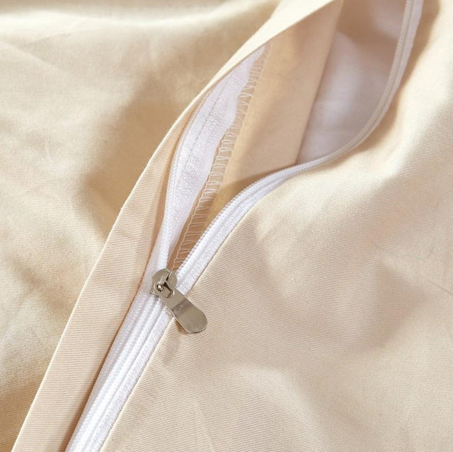 Oriental Jacquard Duvet Cover Set – Timeless Luxury & Oriental Elegance