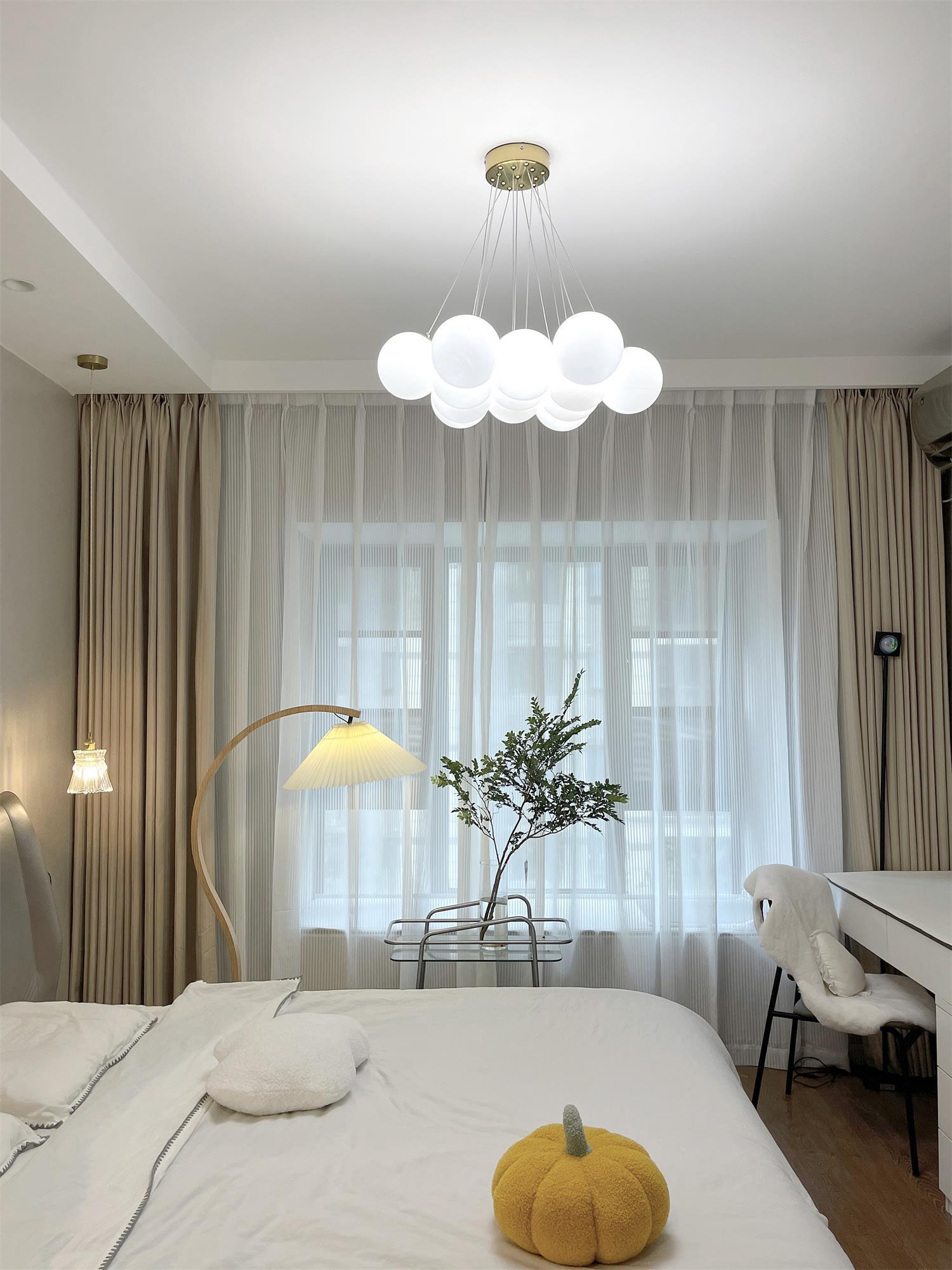 Bubble Cluster Chandelier, Frosted Glass Ceiling Light for Living & Dining Room