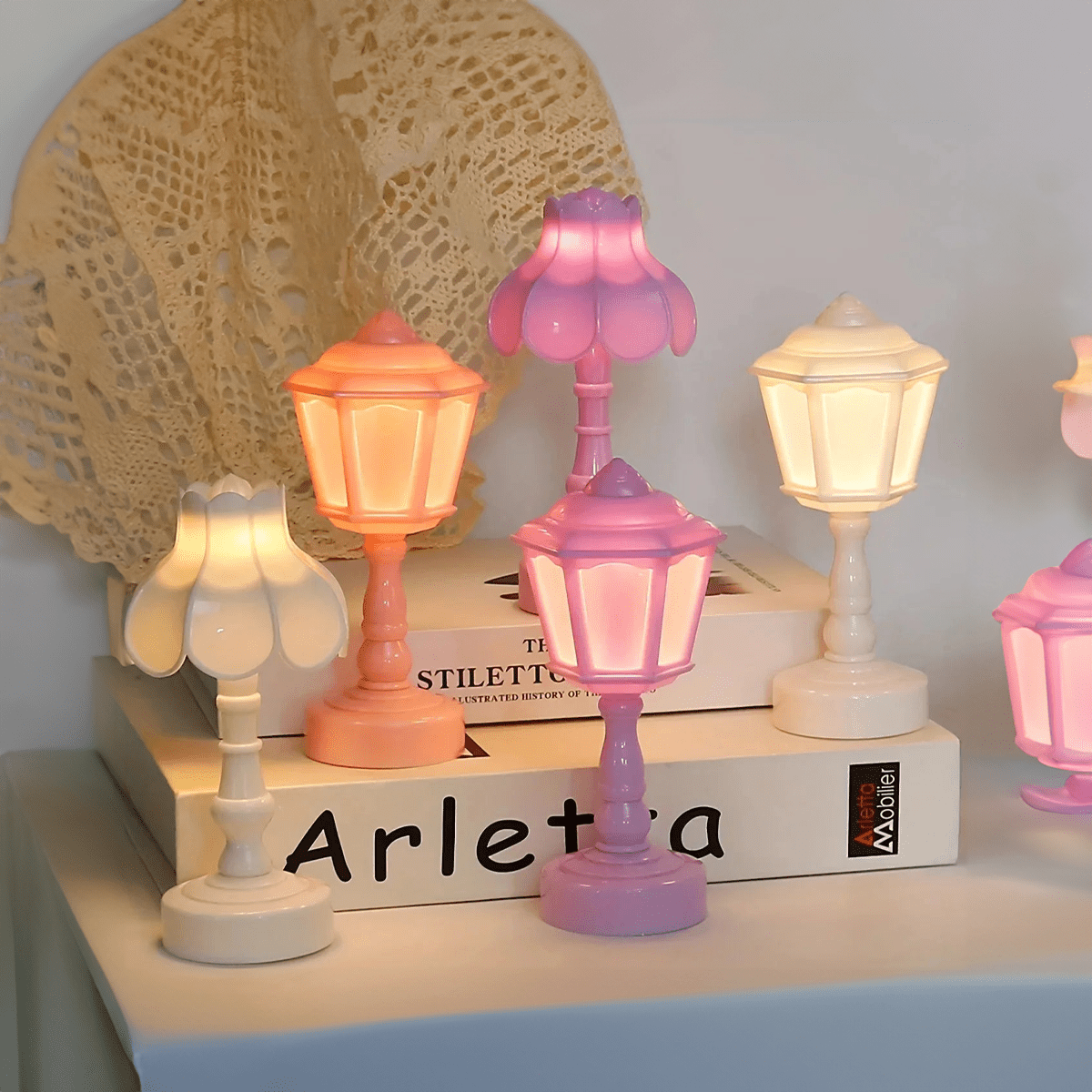 ouch-Activated Flower Bud LED Lamp with Rechargeable Design