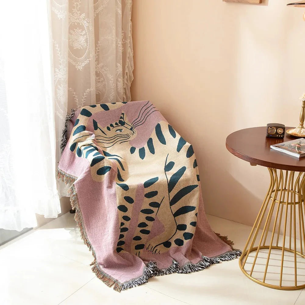Quirky Pink Cat Design Sofa Blanket for Home Decor